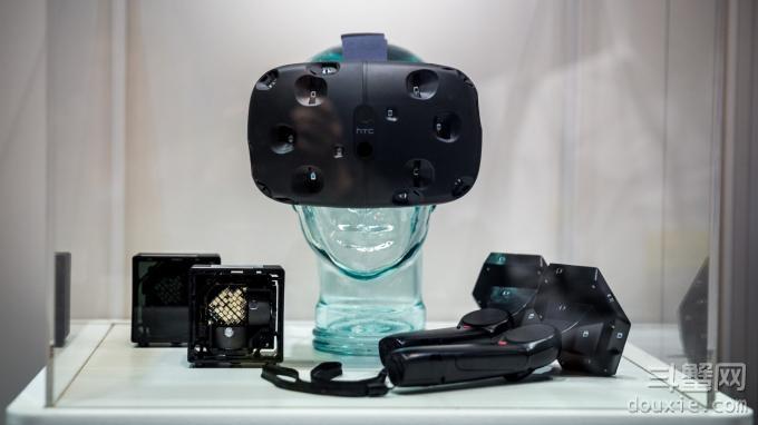 最强VR设备HTC Vive IGN评分9.3 完美的体验